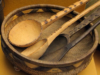 Wooden spoons. Copyright Livingstone Online. May not be reproduced without the consent of the Scottish National Memorial to David Livingstone Trust.